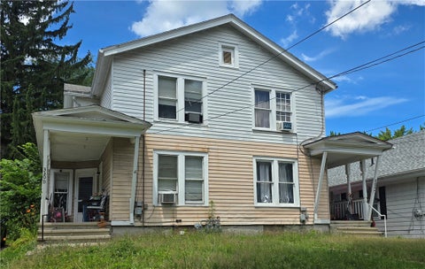 Photo for 330 Broadway Street