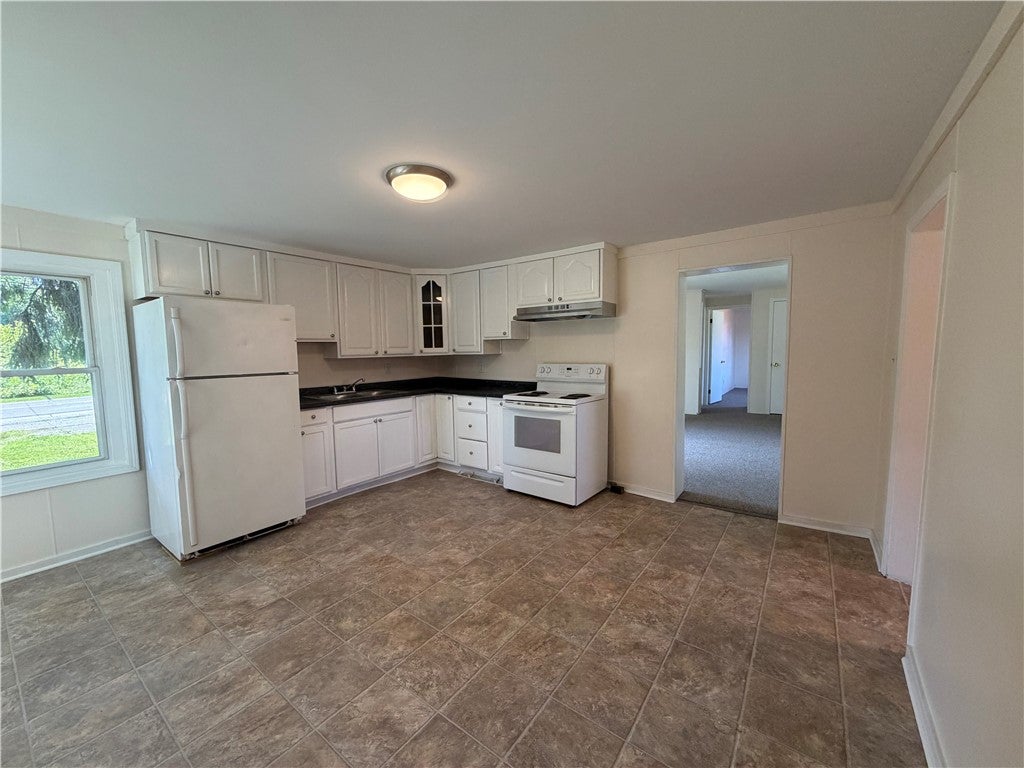 Photo of 1846 Ridge Road, Webster, NY 14580 (MLS # R1697291)