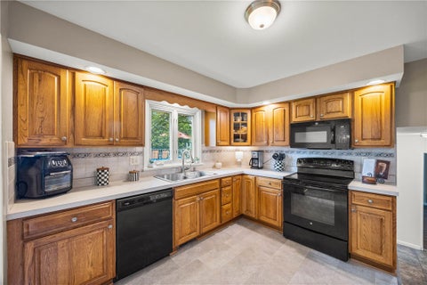 Tiny photo for 5 Omega Drive, Chili, NY 14624 (MLS # R1701846)