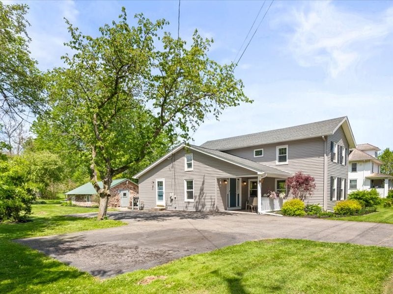 1363 Lake Road