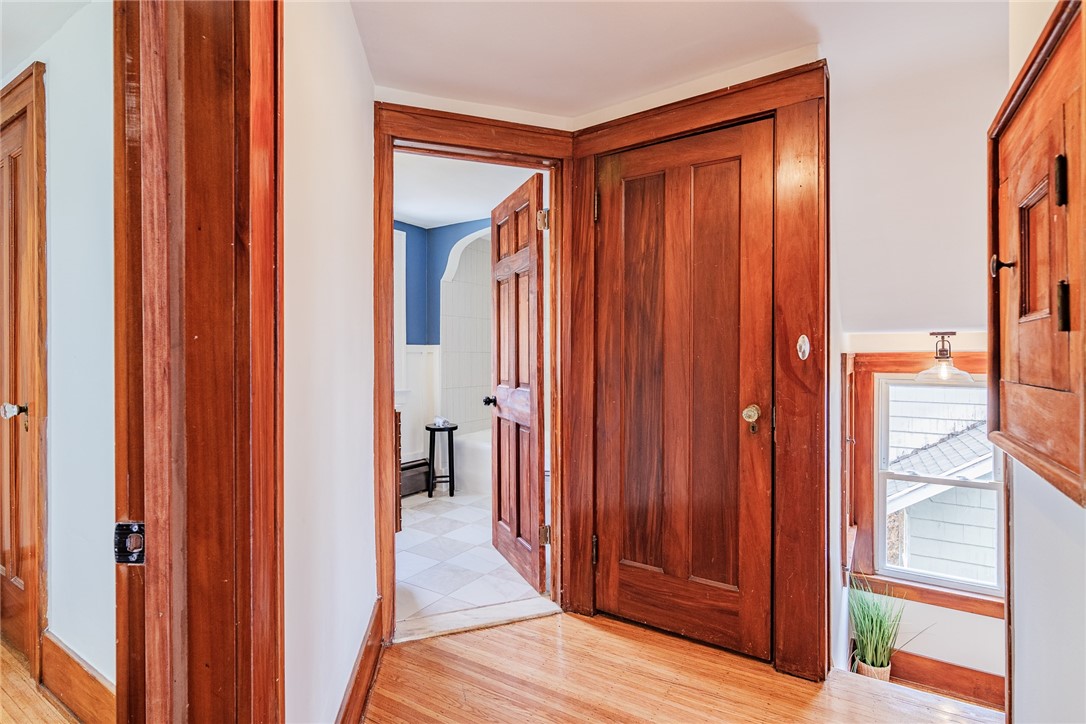 226 Culver Parkway, Irondequoit, New York image 31