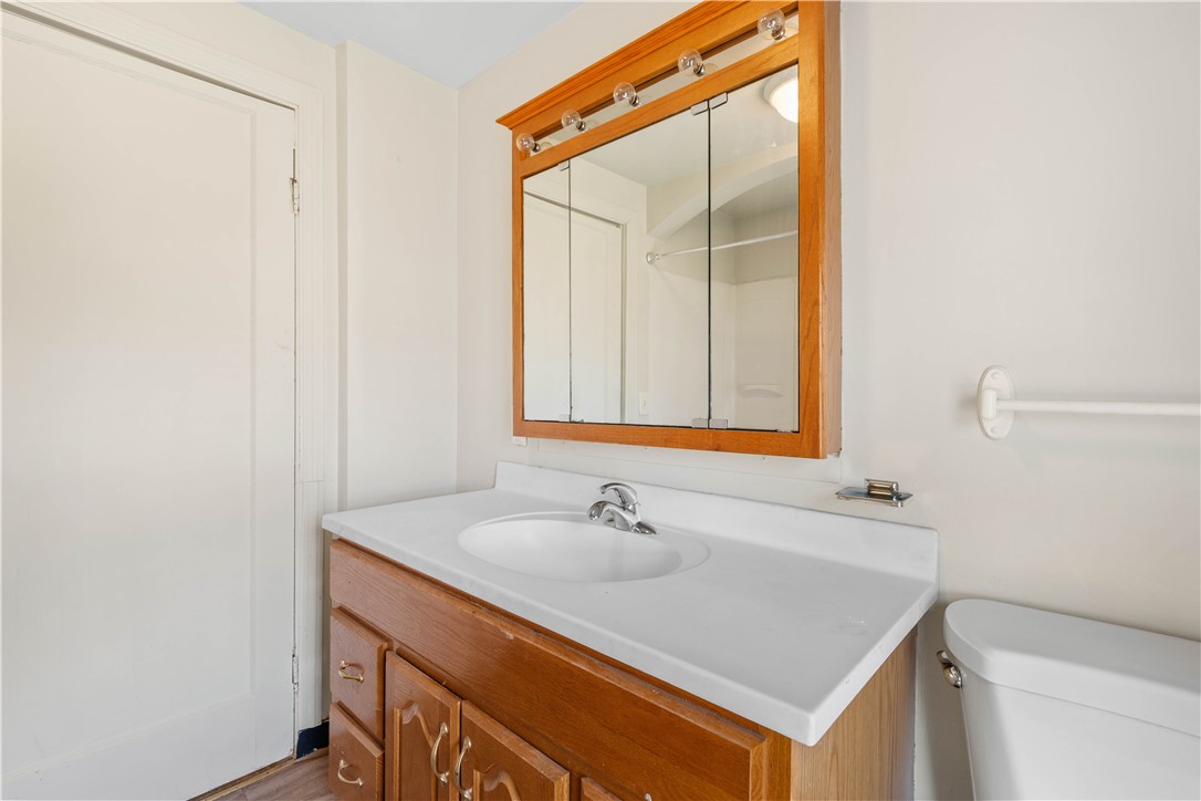 451 Hampton Boulevard, Greece, New York image 12