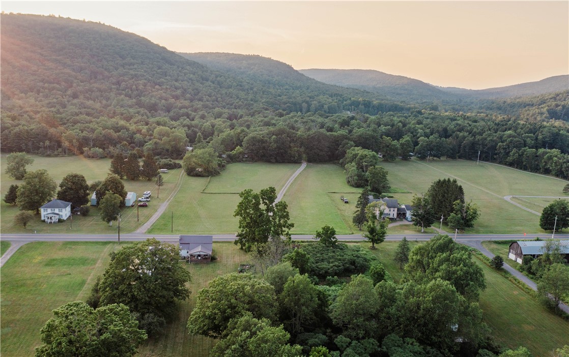 310 County Road 16