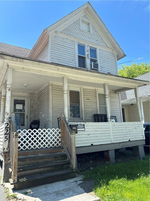 Homes For Sale - 225 Otis Street<br/> Monroe County, Rochester, NY 14606