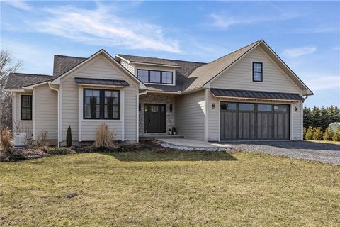 4559 Hoyt Road Skaneateles NY 13152