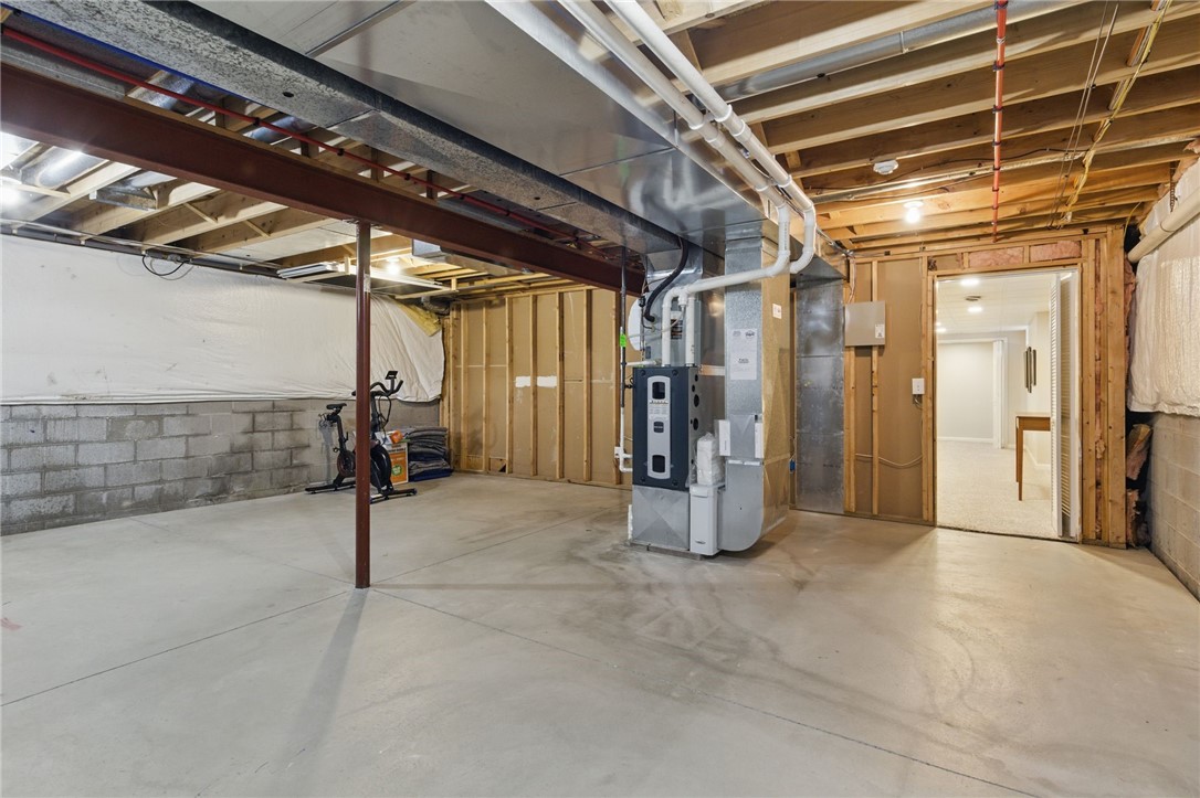 28 Parr Circle, Irondequoit, New York image 34