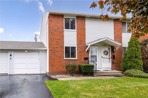 Photo of 54 Fox Run, Gates, NY 14606 (MLS # R1647156)
