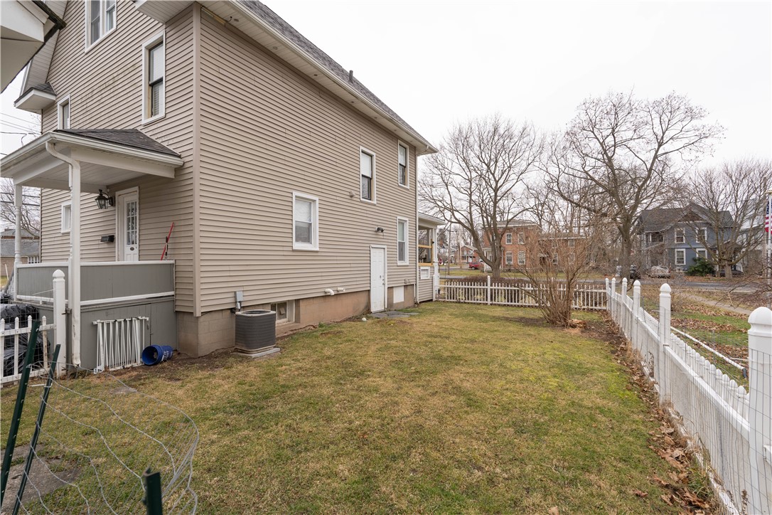 20 W Elisha Street, Waterloo, New York image 8