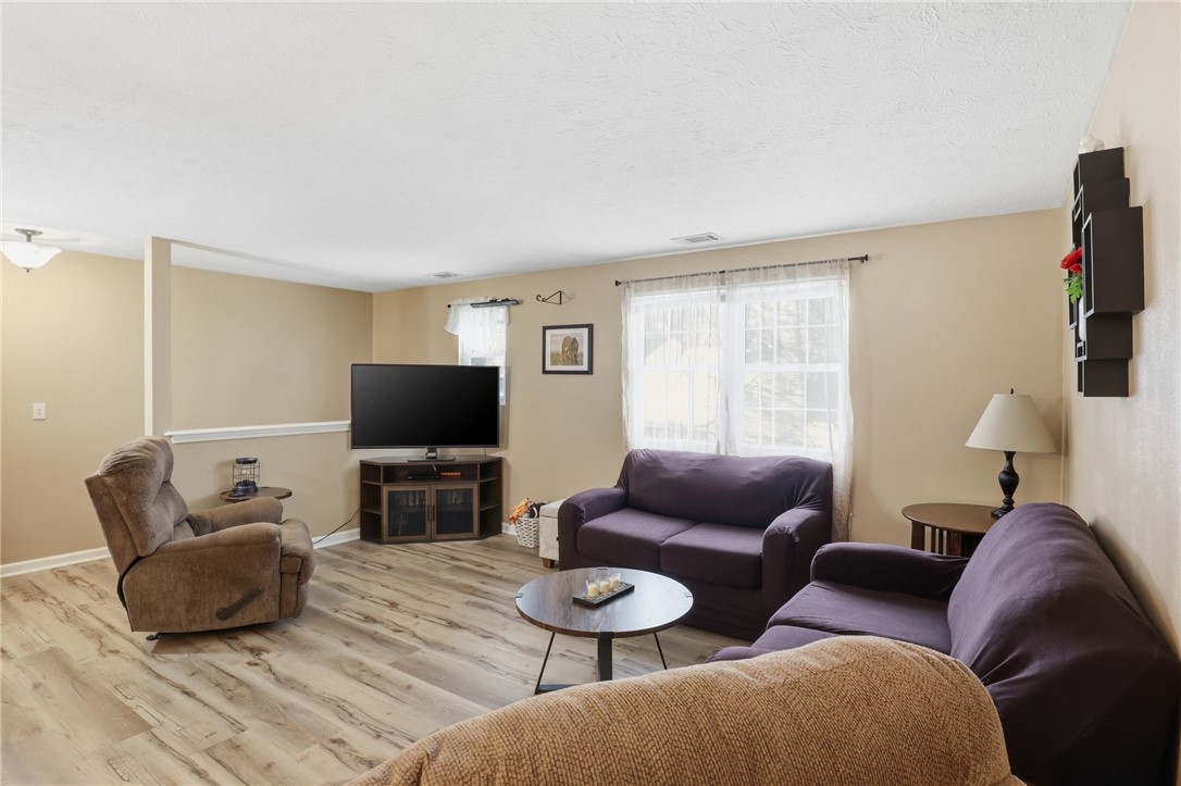 Homes For Sale 4 33d salmon run