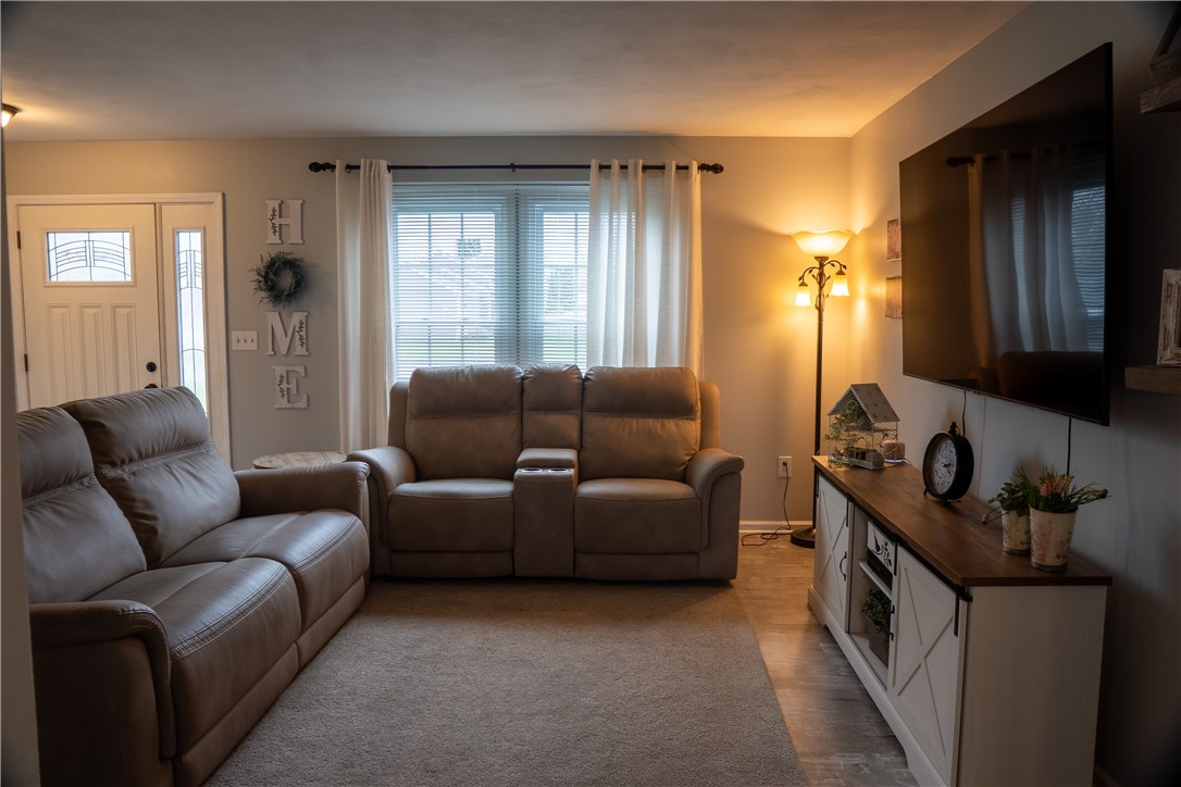 9477 Lismare Lane, Cicero, New York image 6
