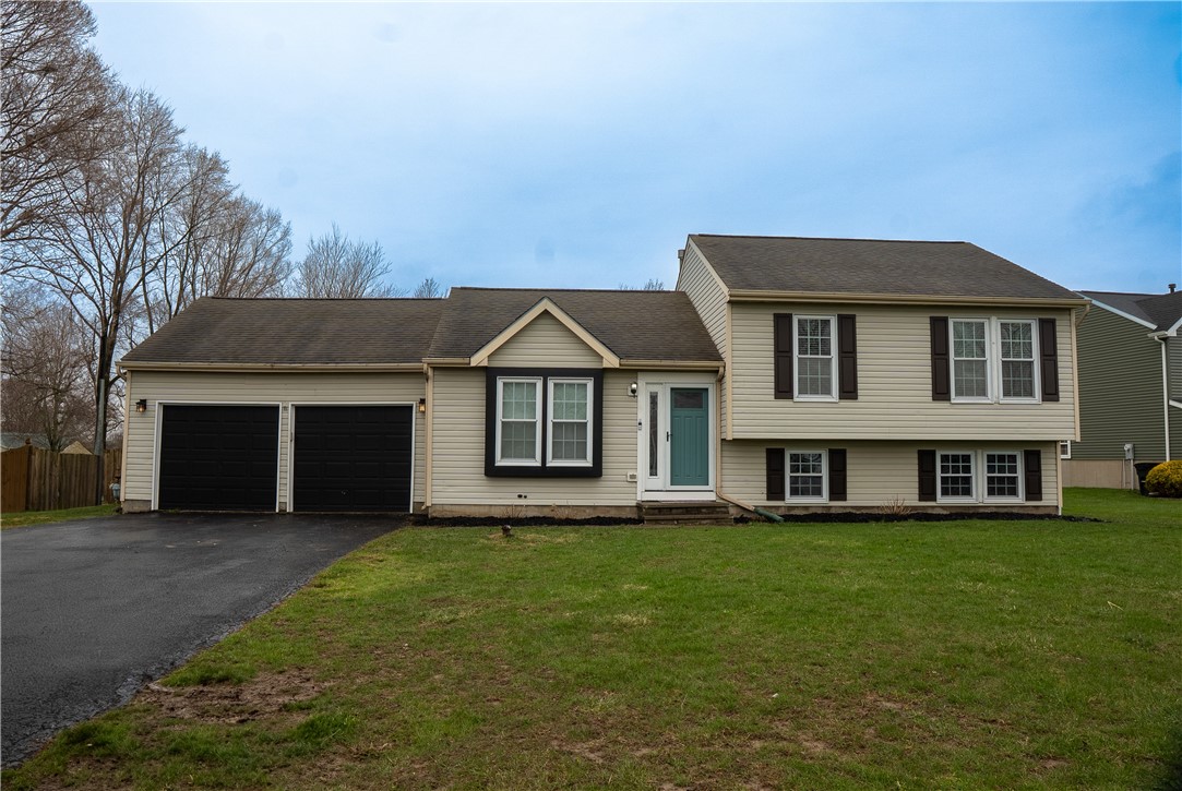9477 Lismare Lane, Cicero, New York image 1