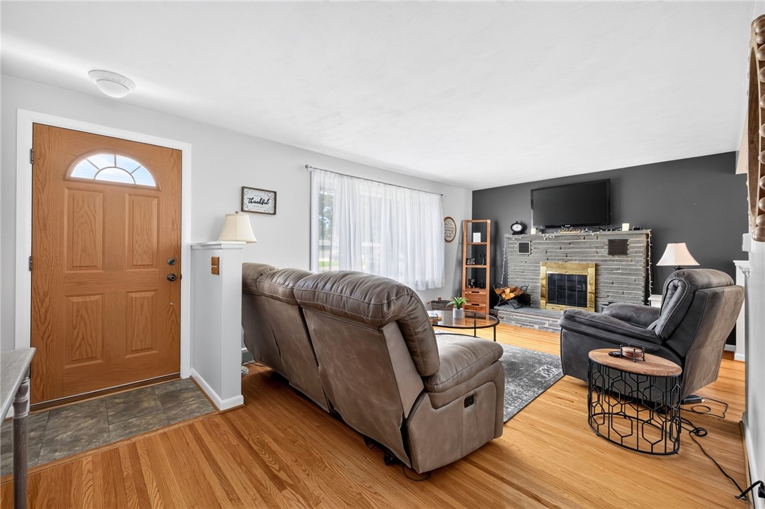 1219 Wall Road