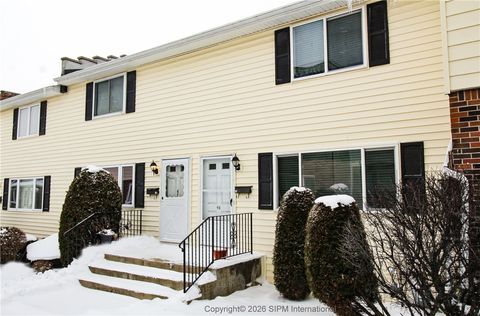 47 Stoneledge Court Buffalo NY 14221