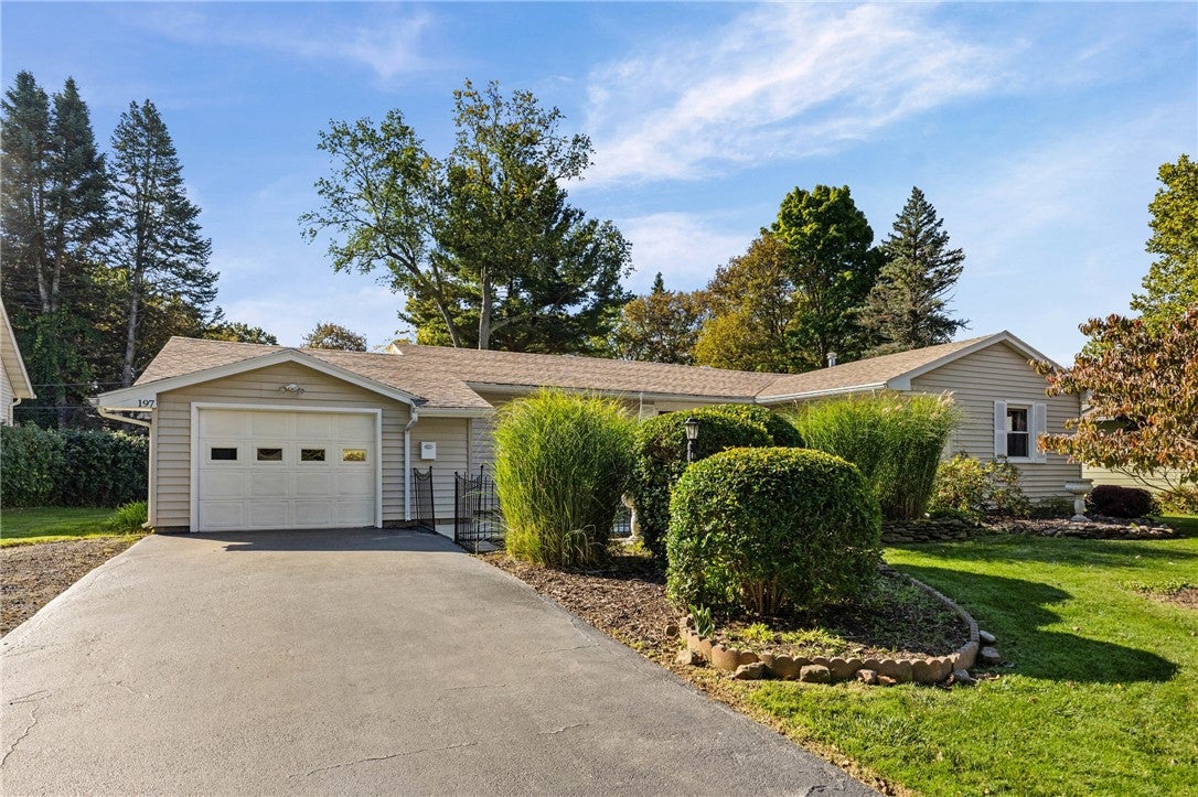 197 Willowen Drive