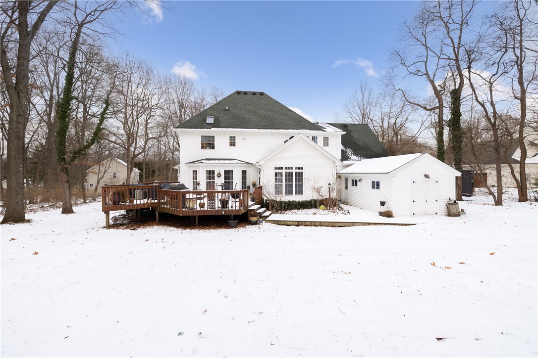 522 Blackthorne Lane, Webster, New York image 3