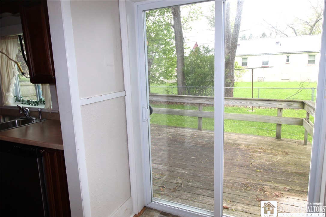 19 Lovall Avenue, Jamestown, New York image 18