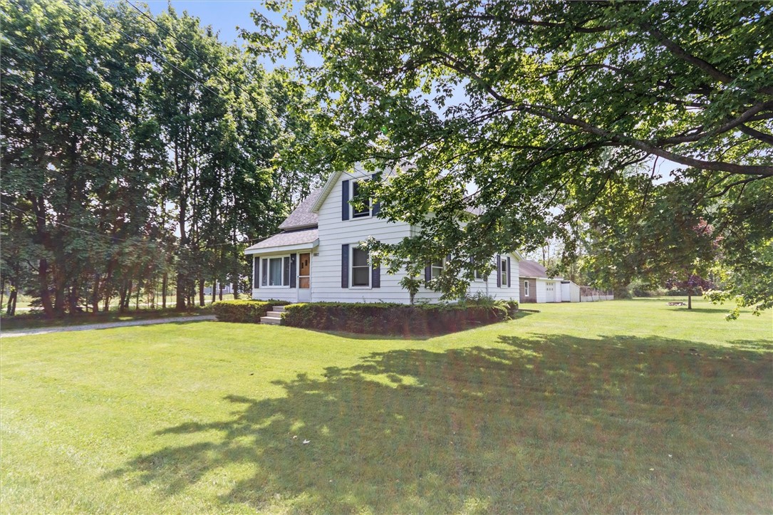 6803 Furnace Road, Ontario, New York image 2