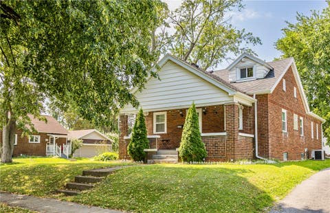 Photo for 226 Crestwood Boulevard