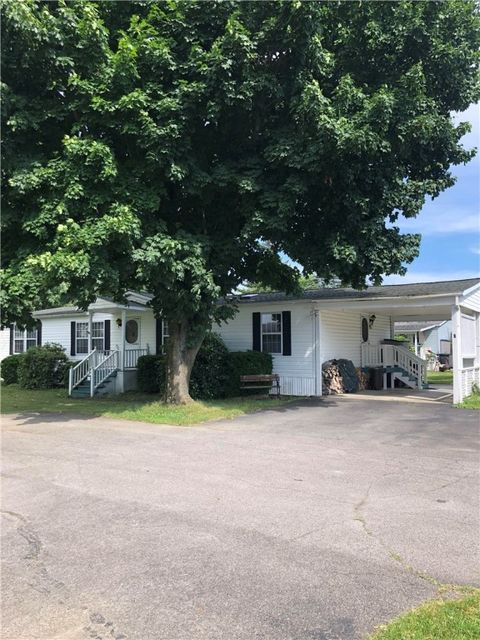 Photo of 4 Sycamore Lane, Oneonta, NY 13820 (MLS # R1547781) Photo of 4 Sycamore Lane, Oneonta, NY 13820 (MLS # R1547781)