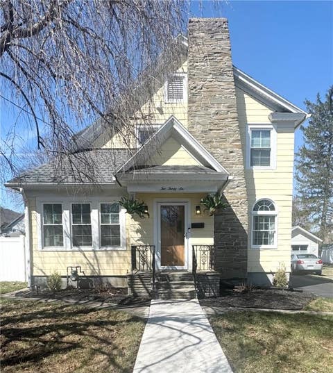 Photo for 236 Kendall Place