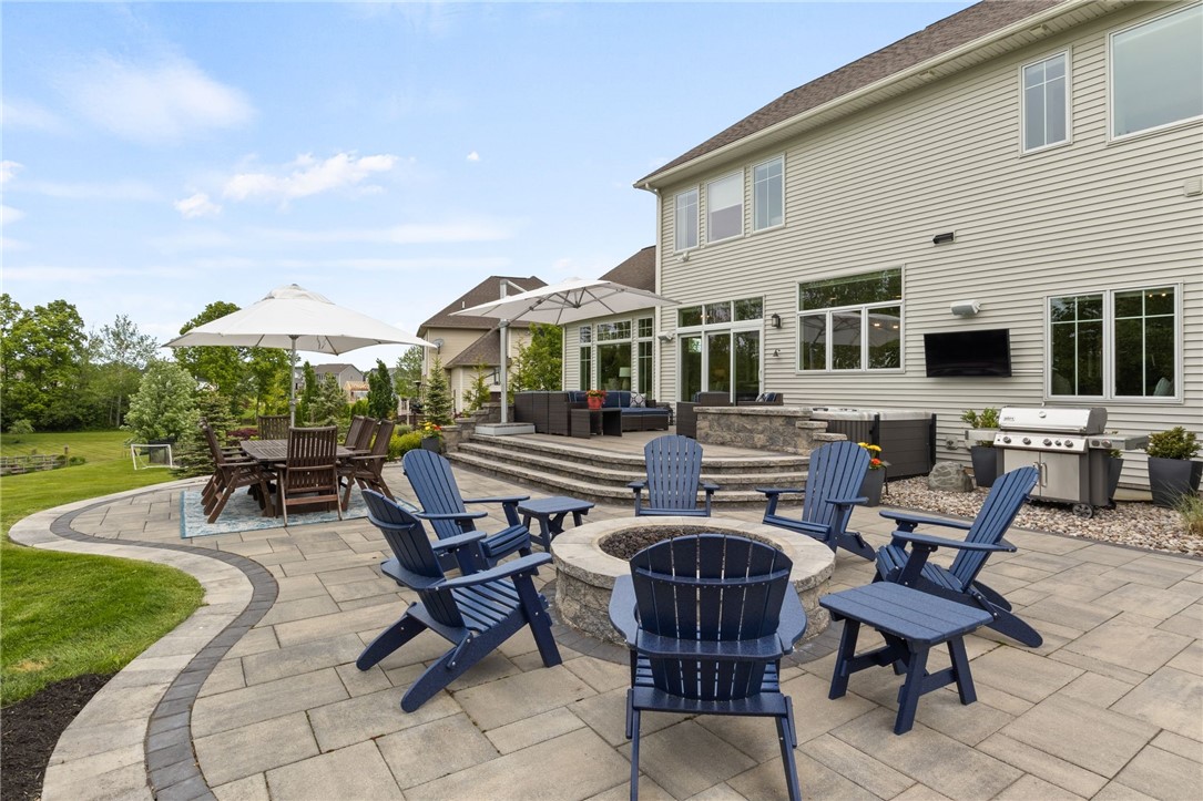 93 Coventry Ridge, Pittsford, New York image 40