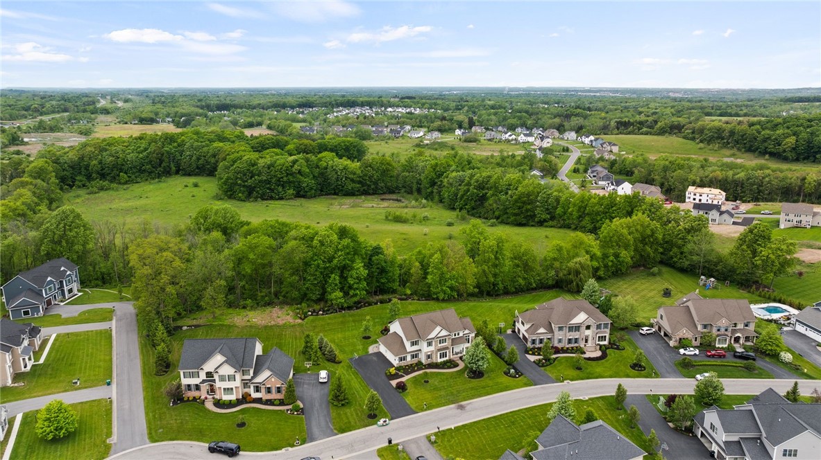 93 Coventry Ridge, Pittsford, New York image 49