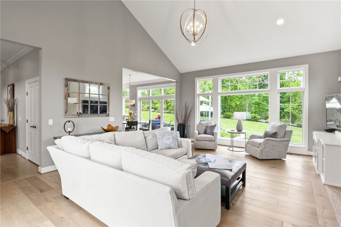 93 Coventry Ridge, Pittsford, New York image 6