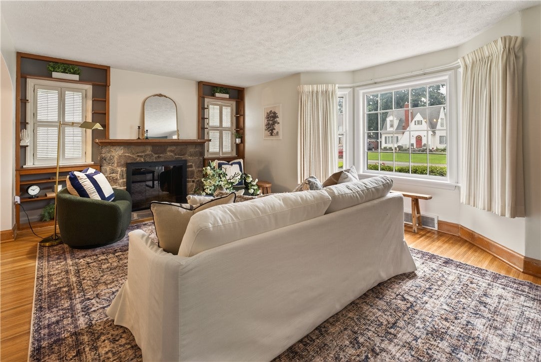29 Brooklea Drive