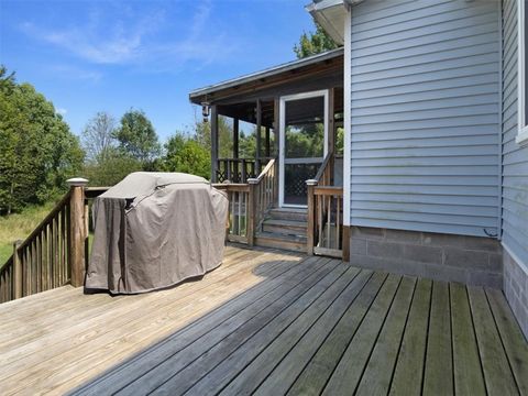 Tiny photo for 2109 Bailey Road, Ontario, NY 14519 (MLS # R1654723)