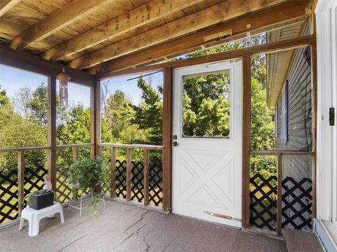 Tiny photo for 2109 Bailey Road, Ontario, NY 14519 (MLS # R1654723)