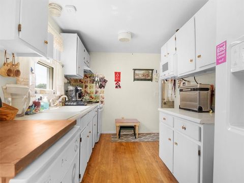 Tiny photo for 2109 Bailey Road, Ontario, NY 14519 (MLS # R1654723)