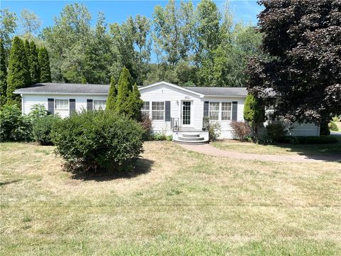Homes For Sale - 422 Mchenry Valley Road<br/> Almond, NY 14804