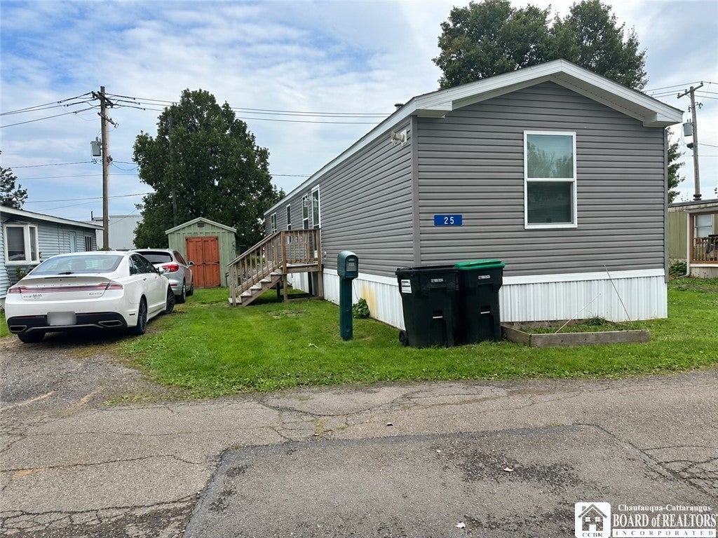 304 E Elmwood Avenue