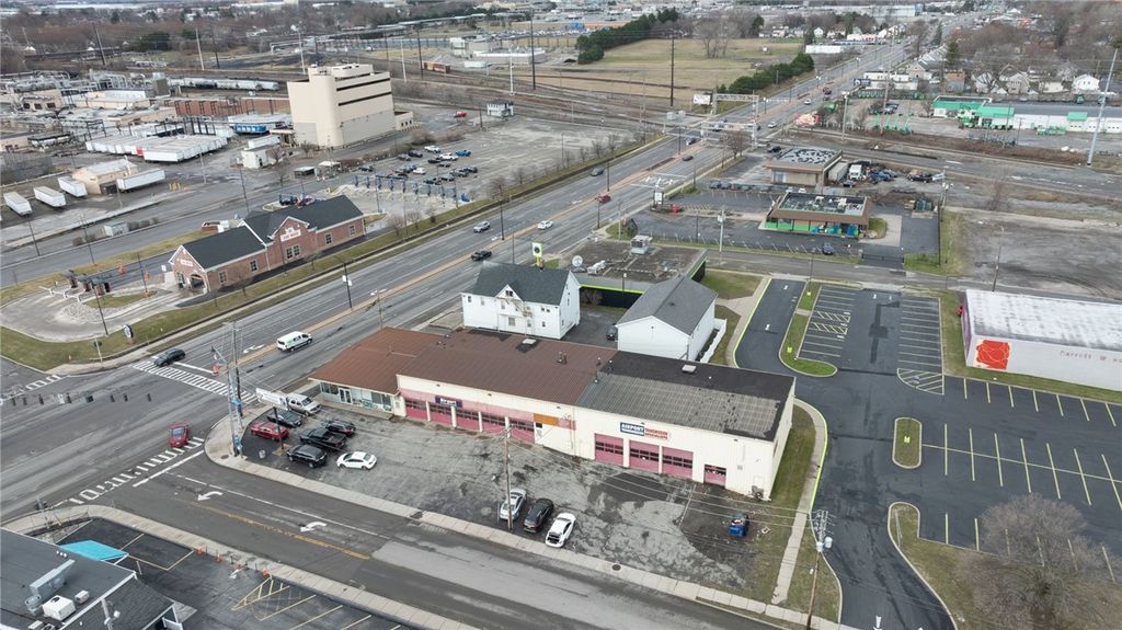 Photo of 688-694 W Ridge Road, Rochester, NY 14615 (MLS # R1596764)