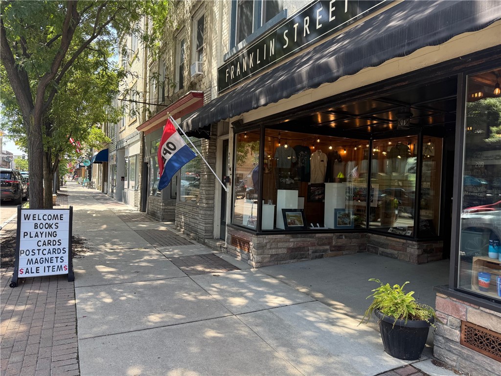 101 E Second Street
