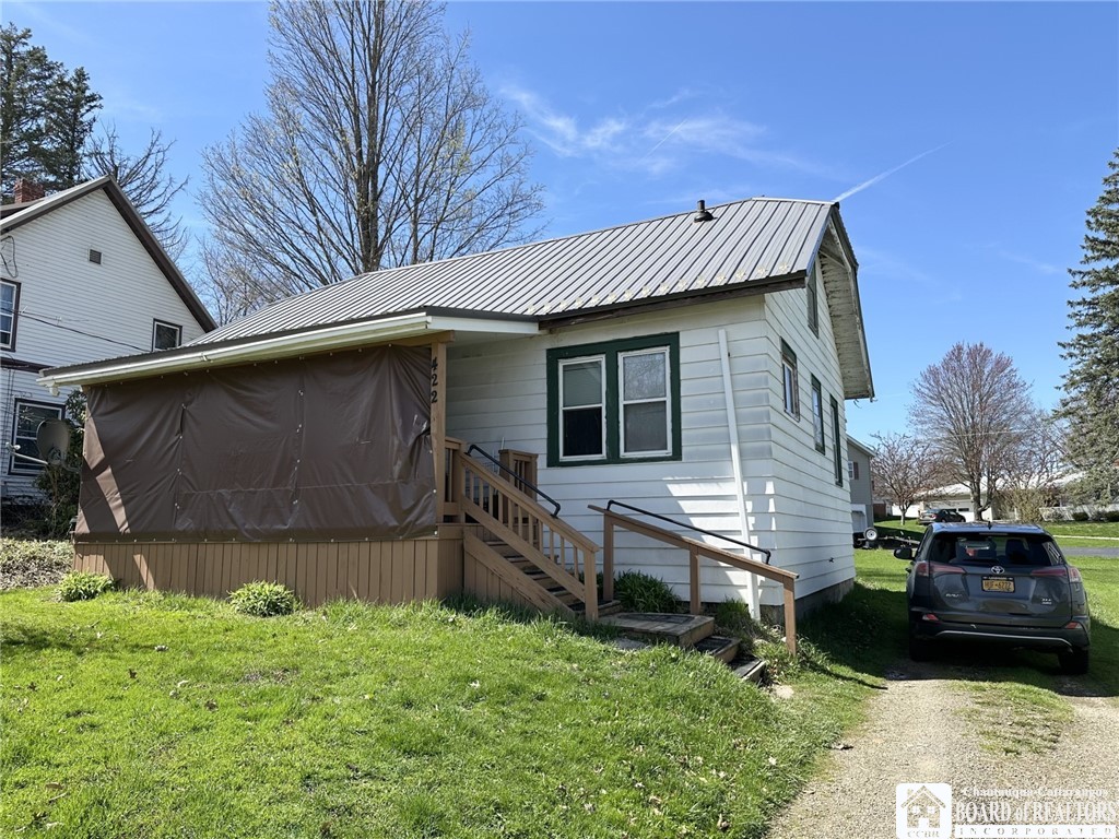 422 Baker Street, Jamestown, New York image 2