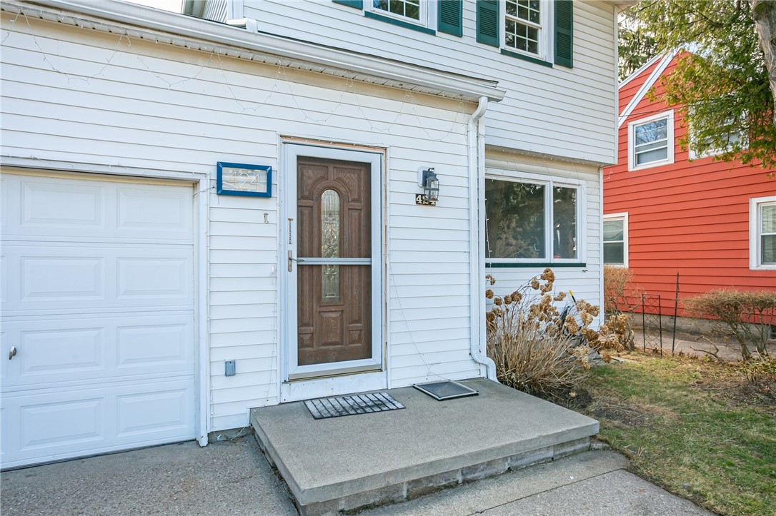 424 Helendale Road, Irondequoit, New York image 3