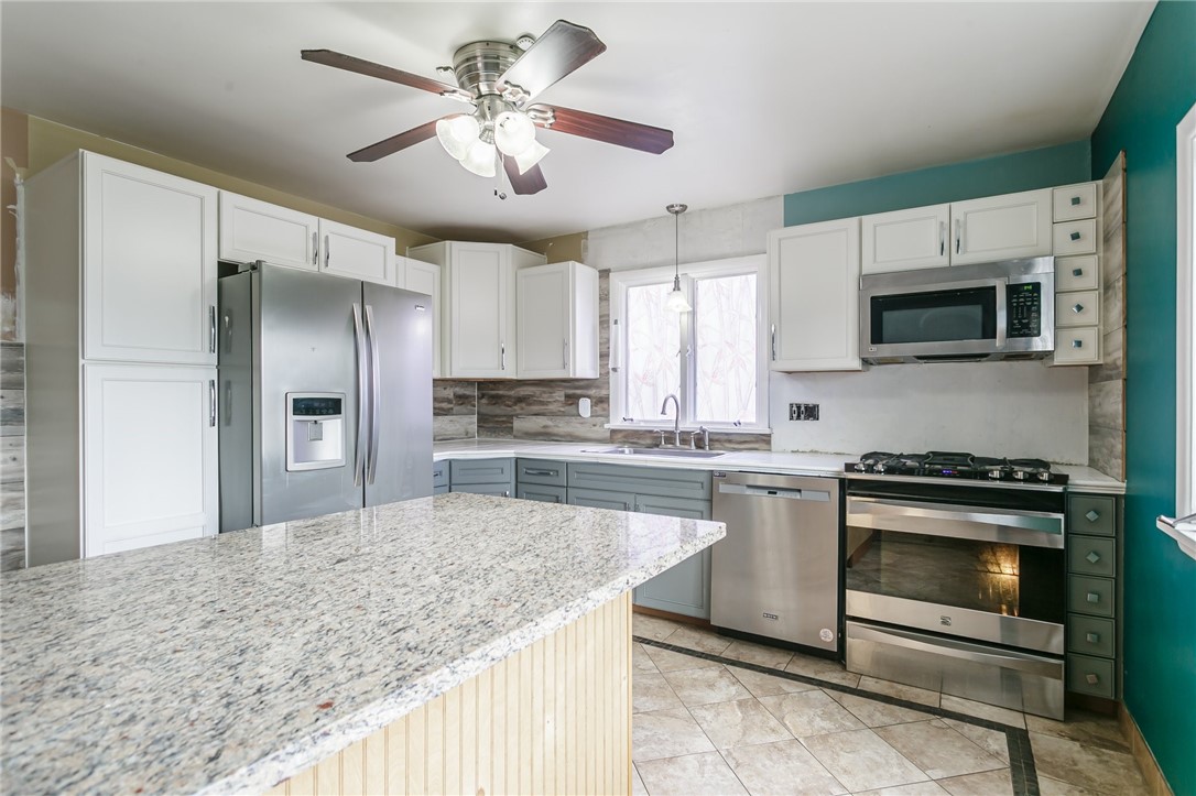 424 Helendale Road, Irondequoit, New York image 16