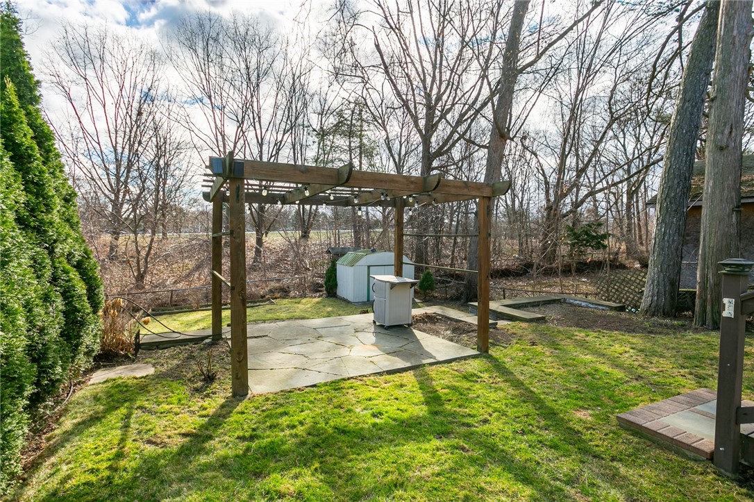424 Helendale Road, Irondequoit, New York image 5