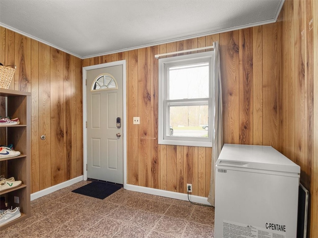 915 Gravel Road, Webster, New York image 11