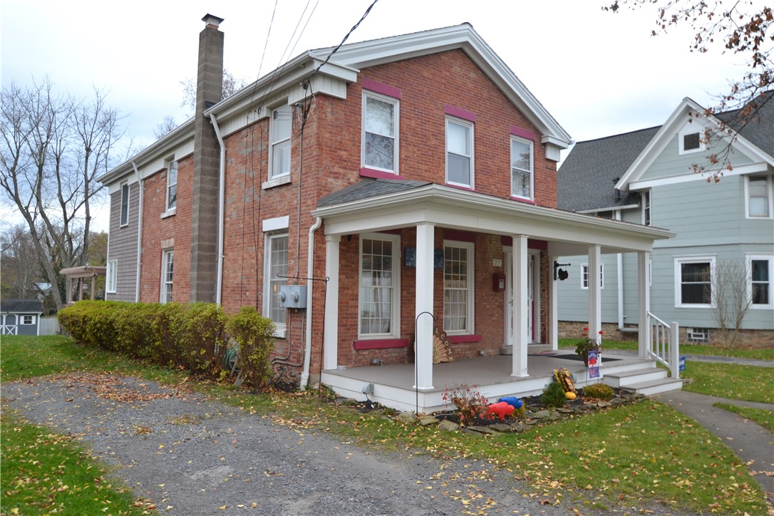 215 W Jackson Street, Palmyra, New York image 4