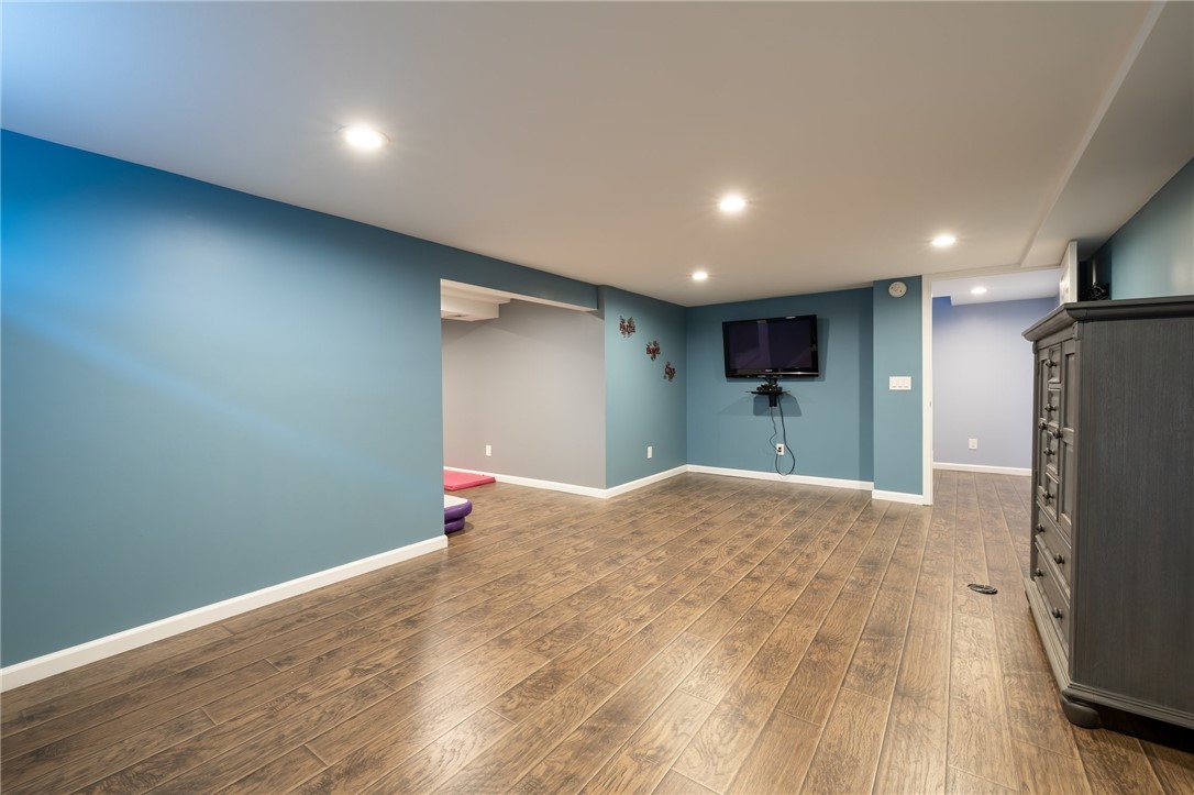 636 Bayberry Ln Ln, Walworth, New York image 30