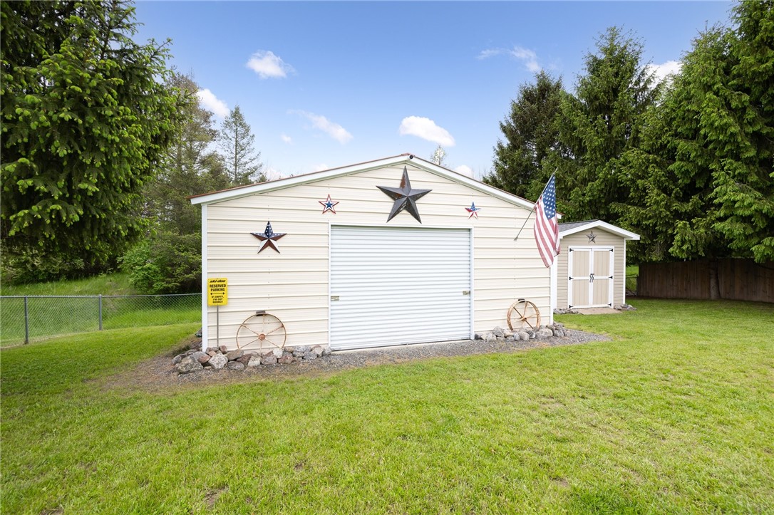 636 Bayberry Ln Ln, Walworth, New York image 39