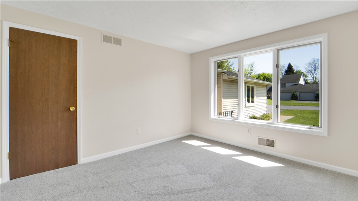 85 Kalyna Drive, Irondequoit, New York image 20