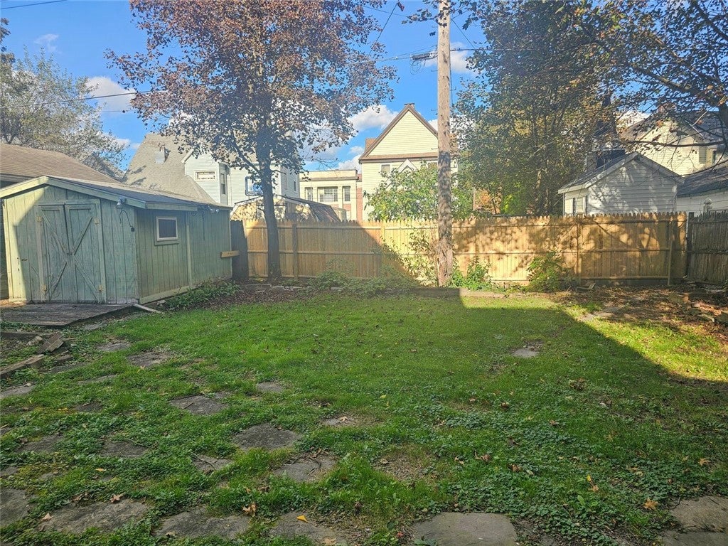 457 Maple Avenue