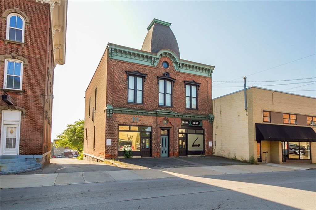 Photo of 13 Niagara Street, Canandaigua City, NY 14424 (MLS # R1573073)