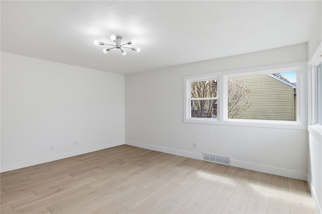 73 Woodrow Avenue