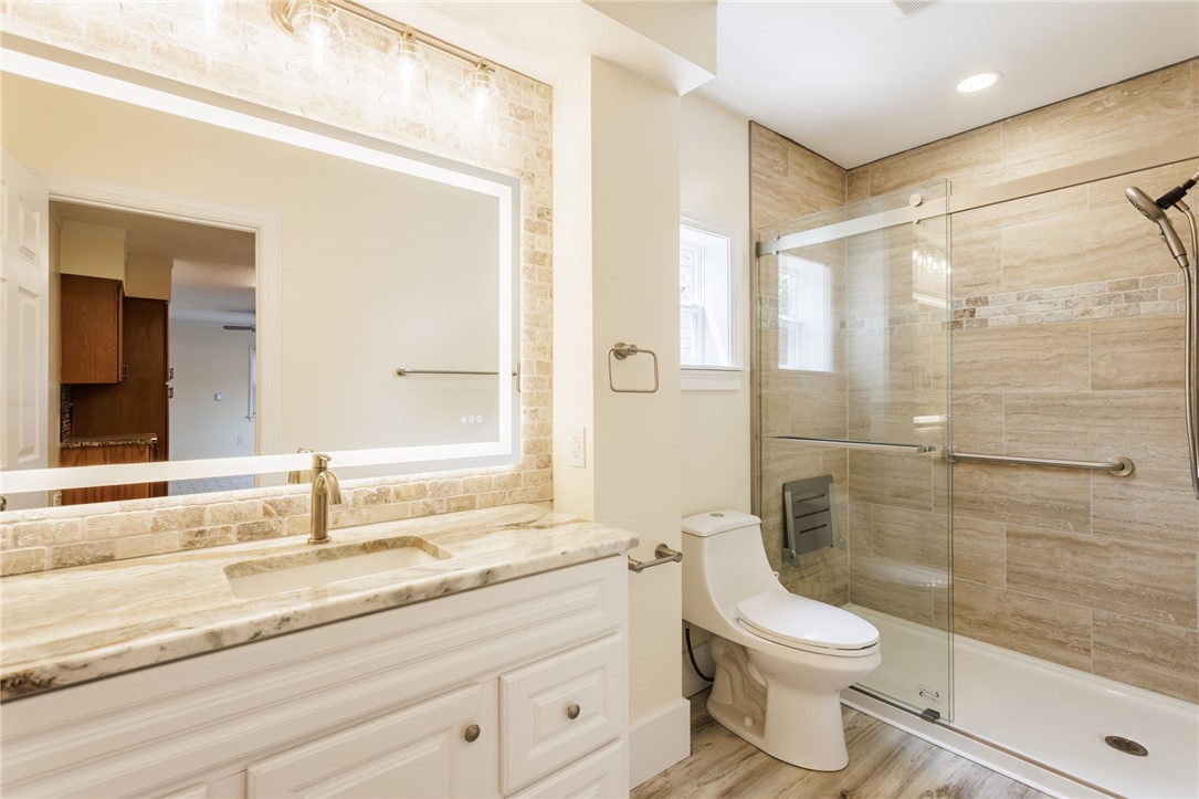 121 Barnard Street, Greece, New York image 16