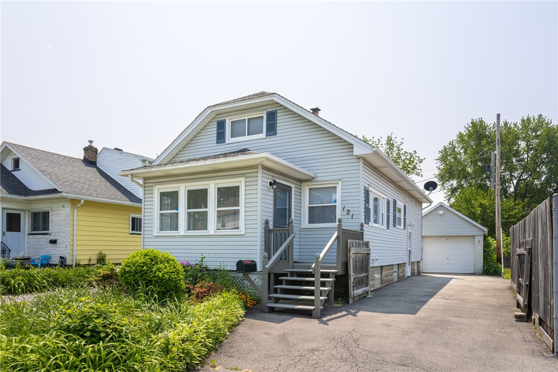 121 Barnard Street, Greece, New York image 1