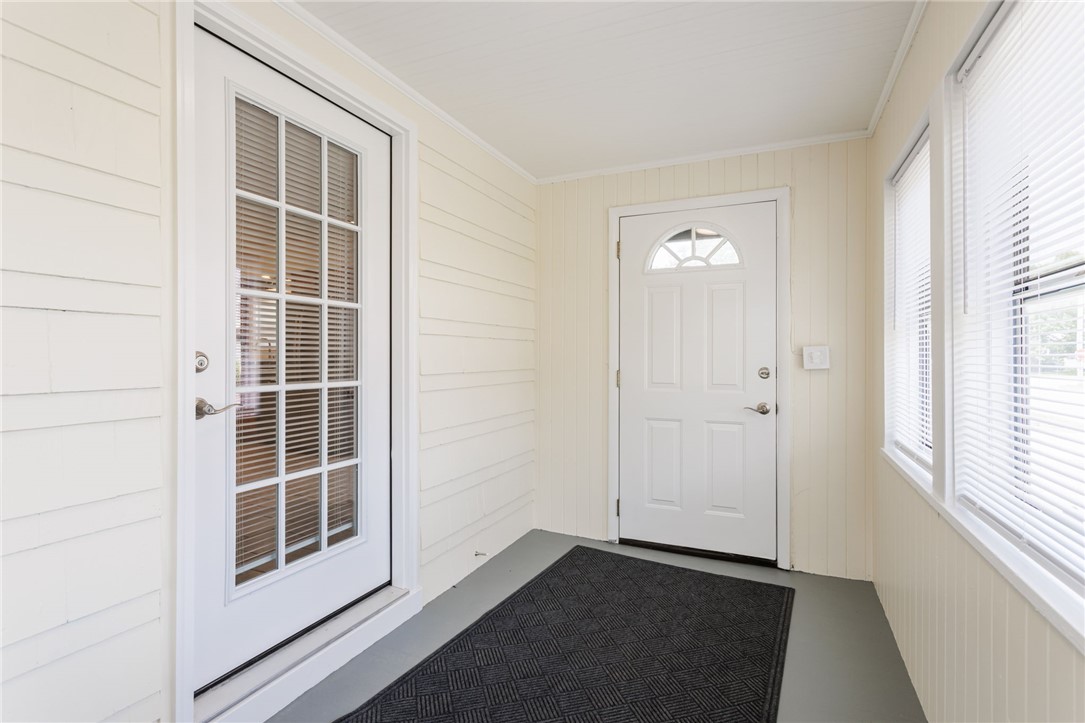 121 Barnard Street, Greece, New York image 17